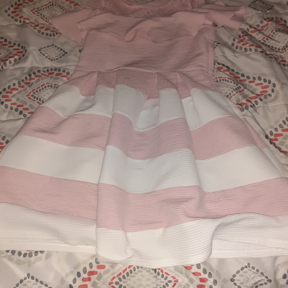 Cute flowy dress